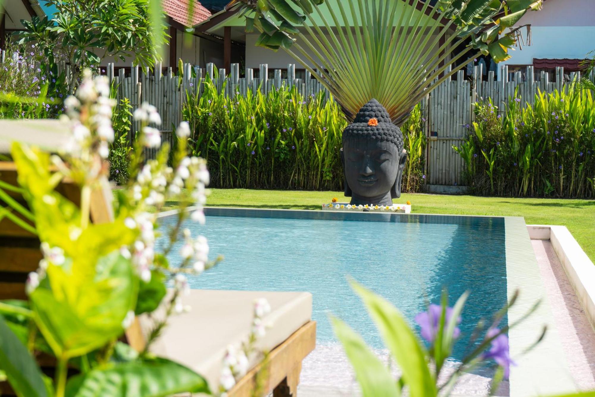United Colors Of Bali Hotel Canggu  Exterior photo