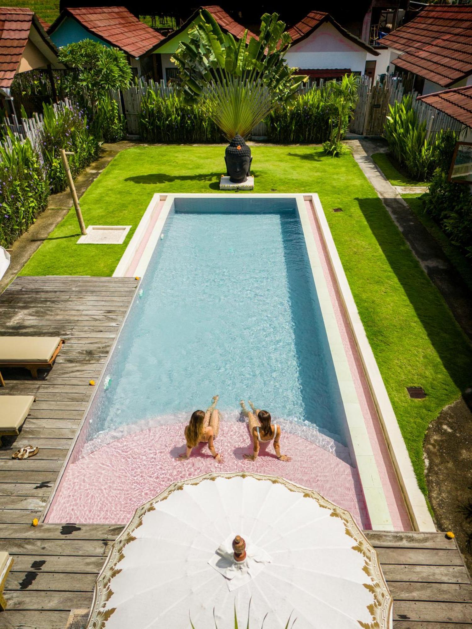United Colors Of Bali Hotel Canggu  Exterior photo